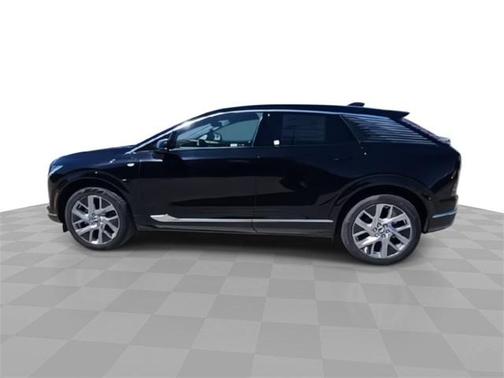 2025 Cadillac OPTIQ Luxury