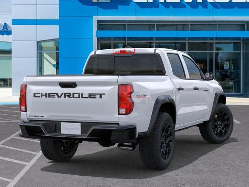 Summit White 2026 Chevrolet Colorado Trail Boss
