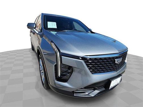 2024 Cadillac XT4 Luxury