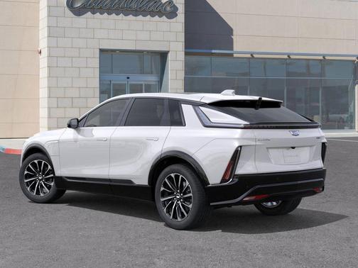 2025 Cadillac LYRIQ Sport