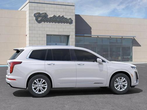 2025 Cadillac XT6 Luxury FWD