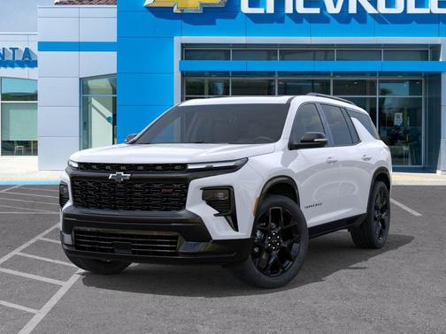 Polar White Tricoat 2026 Chevrolet Traverse RS
