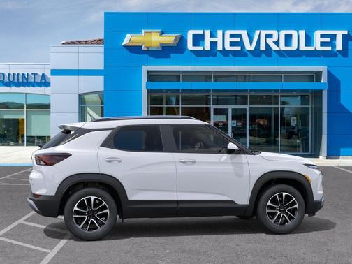 Summit White 2026 Chevrolet Trailblazer LT