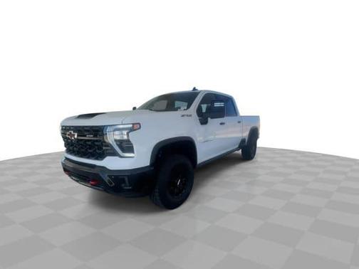 Summit White 2026 Chevrolet Silverado 2500 Crew Cab, Standard Bed, XR2, 4WD