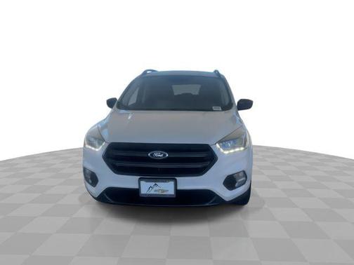 White Platinum Metallic Tri-Coat 2019 Ford Escape SEL