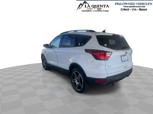 White Platinum Metallic Tri-Coat 2019 Ford Escape SEL