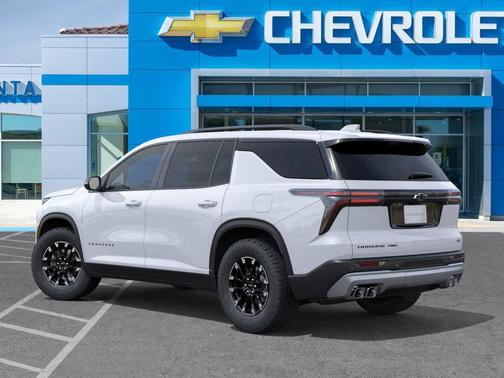 Polar White Tricoat 2026 Chevrolet Traverse AWD Z71