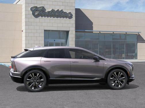 2026 Cadillac OPTIQ Premium Luxury