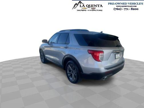 Iconic Silver Metallic 2022 Ford Explorer XLT
