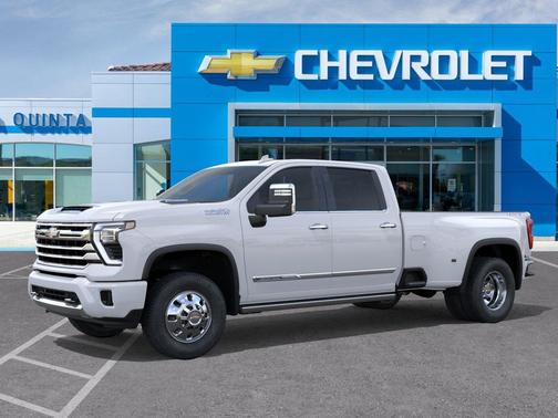 Polar White Tricoat 2026 Chevrolet Silverado 3500 High Country