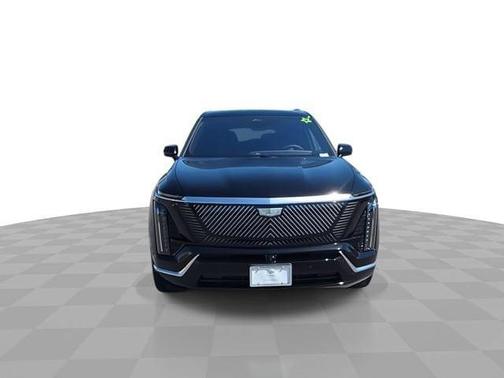 Stellar Black Metallic 2026 Cadillac VISTIQ Luxury