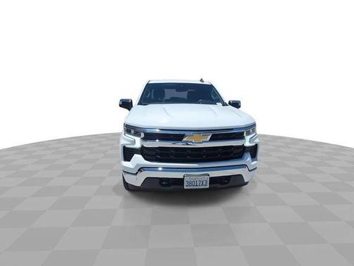 Summit White 2024 Chevrolet Silverado 1500 LT
