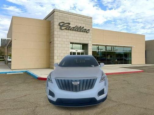 Crystal White Tricoat 2026 Cadillac XT5 Premium Luxury
