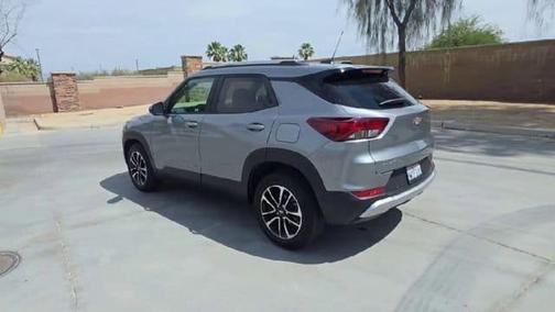 Sterling Gray Metallic 2026 Chevrolet Trailblazer LT