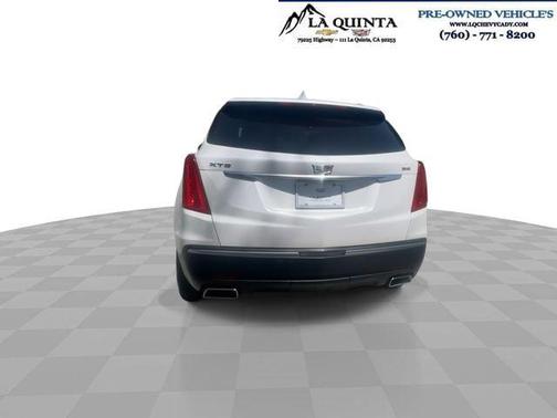 Crystal White Tricoat 2018 Cadillac XT5 Luxury