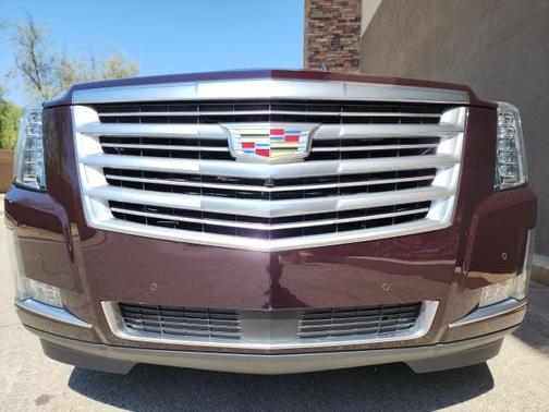 2017 Cadillac Escalade Platinum