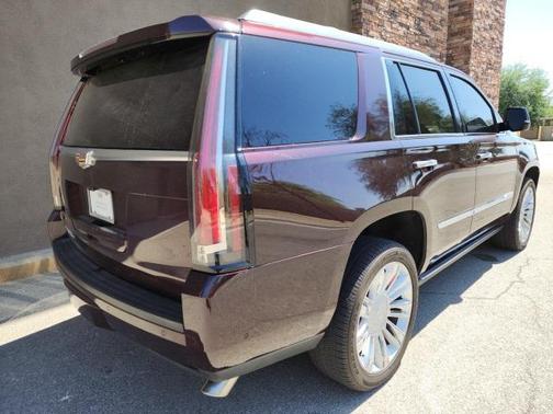 2017 Cadillac Escalade Platinum