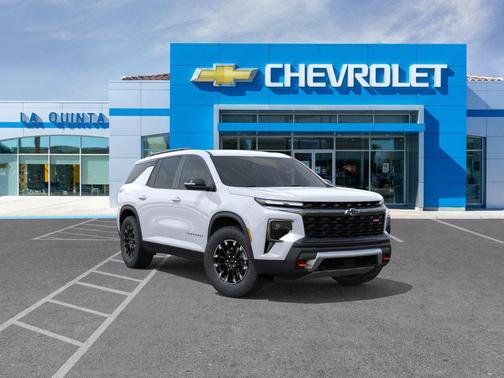 Polar White Tricoat 2026 Chevrolet Traverse AWD Z71