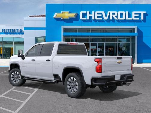 Summit White 2026 Chevrolet Silverado 2500 Custom