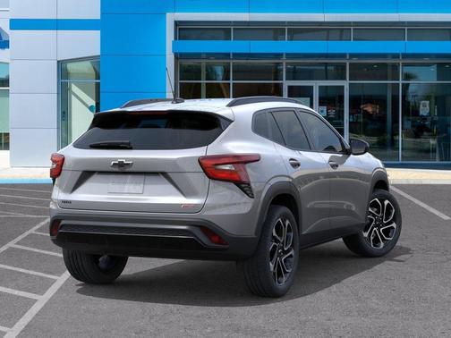 Sterling Gray Metallic 2026 Chevrolet Trax FWD 2RS