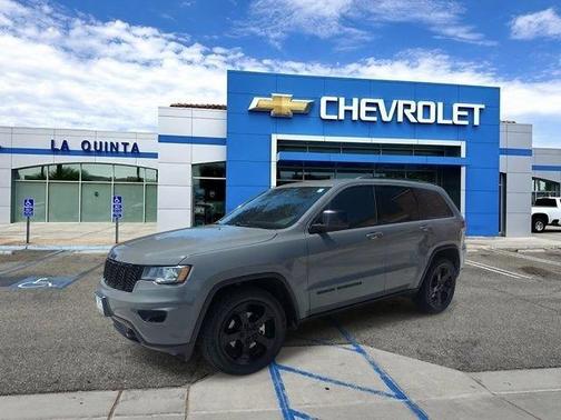 Sting-Gray Clea 2019 Jeep Grand Cherokee Upland