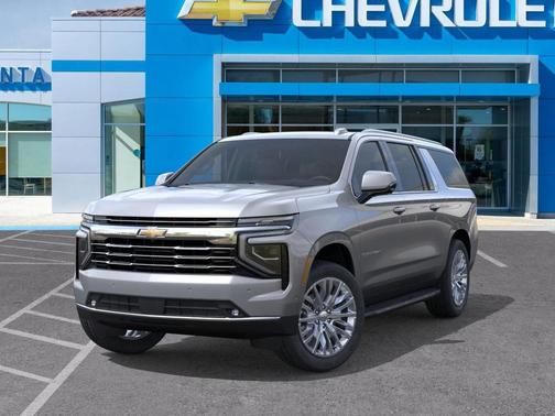 2025 Chevrolet Suburban LT