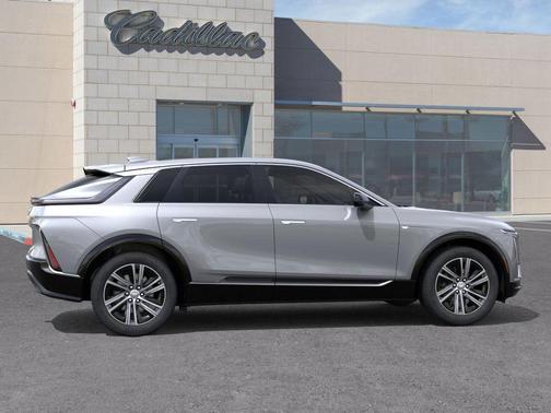 2025 Cadillac LYRIQ Luxury