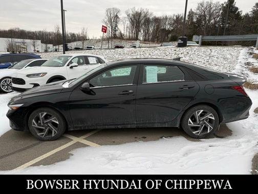 2025 Hyundai ELANTRA Sport