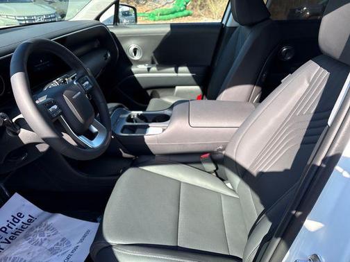 Creamy White Pearl 2026 Hyundai PALISADE SEL 7P