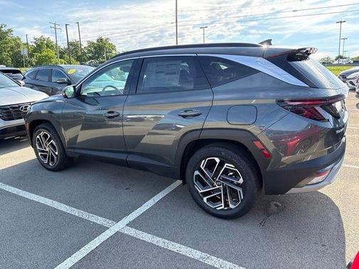 Amazon Gray 2026 Hyundai TUCSON Hybrid Limited