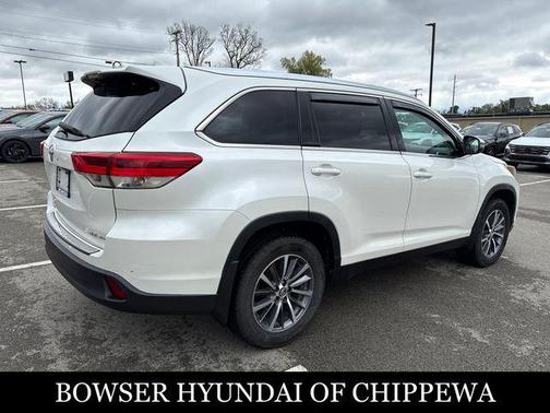 Blizzard Pearl 2019 Toyota Highlander XLE