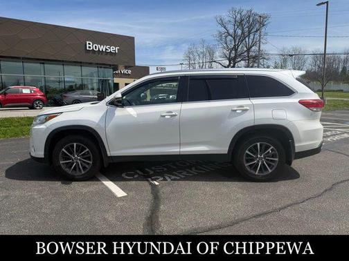 Blizzard Pearl 2019 Toyota Highlander XLE