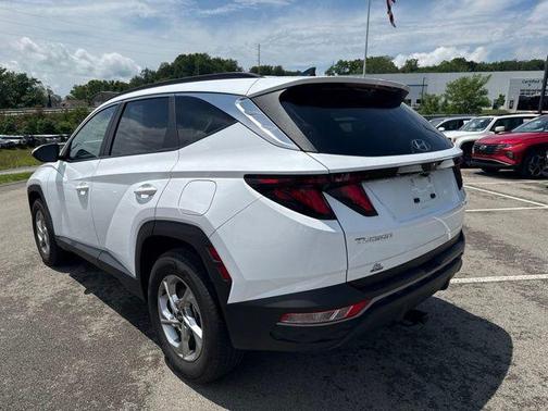 White Pearl 2024 Hyundai TUCSON SEL