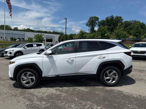 White Pearl 2024 Hyundai TUCSON SEL