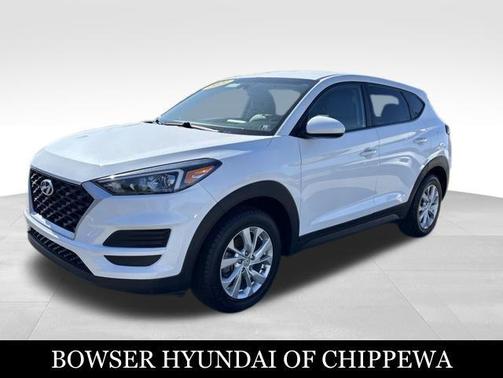 White Cream 2021 Hyundai TUCSON SE
