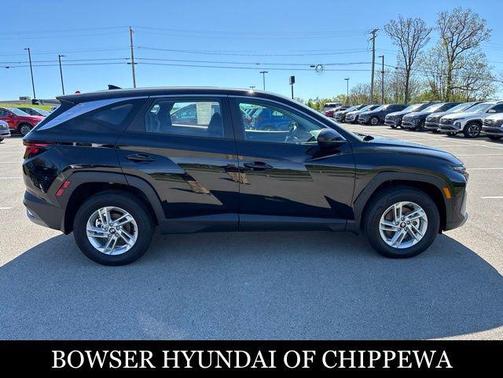 Phantom Black 2025 Hyundai TUCSON SE
