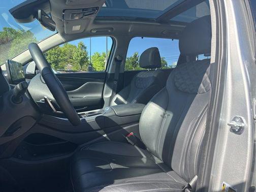 Shimmering Silver 2023 Hyundai Santa Fe Plug-In Hybrid Limited