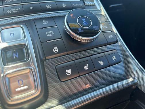 Shimmering Silver 2023 Hyundai Santa Fe Plug-In Hybrid Limited