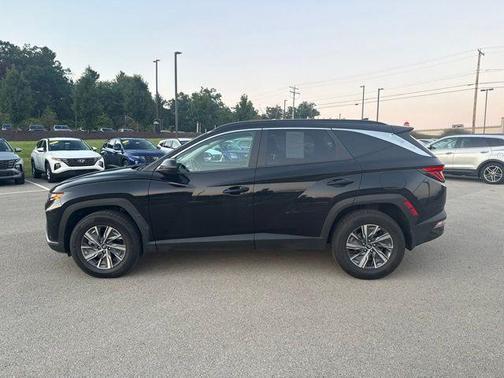 Phantom Black 2022 Hyundai TUCSON Hybrid Blue