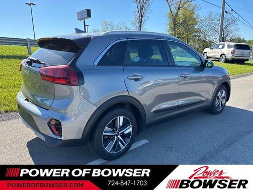 Steel Gray 2022 Kia Niro LXS