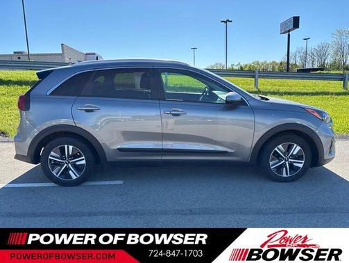 Steel Gray 2022 Kia Niro LXS