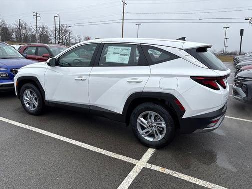 Serenity White Pearl 2026 Hyundai TUCSON SE