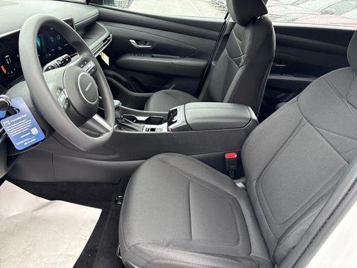 Serenity White Pearl 2026 Hyundai TUCSON SE