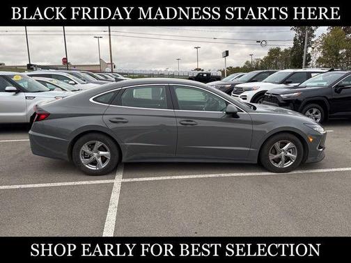 2023 Hyundai SONATA SE