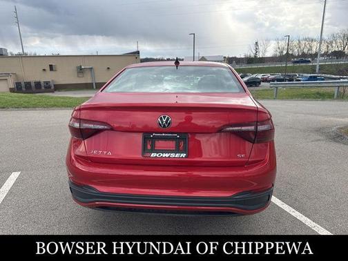 Kings Red Metallic 2023 Volkswagen Jetta 1.5T SE