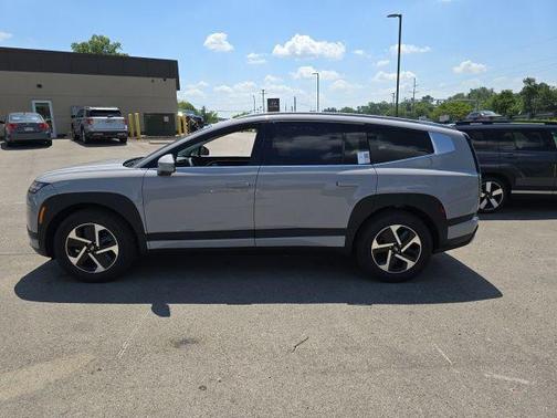 Cyber Gray 2026 Hyundai IONIQ 9 SE