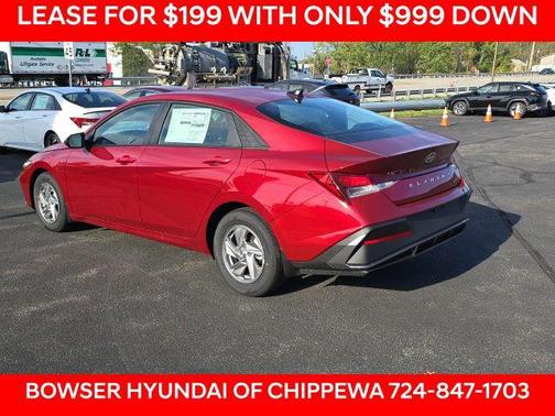 2025 Hyundai ELANTRA SE