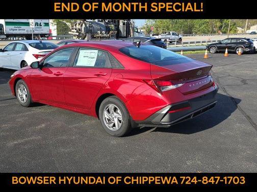 2025 Hyundai ELANTRA SE