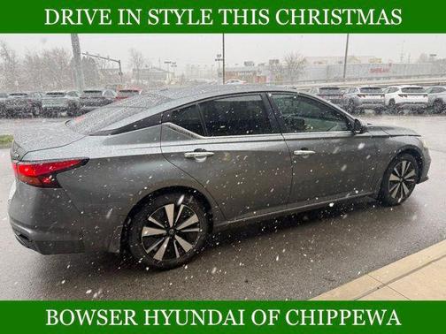 2021 Nissan Altima 2.5 SV