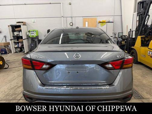 2021 Nissan Altima 2.5 SV